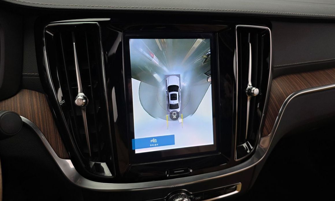 Volvo S60 2023