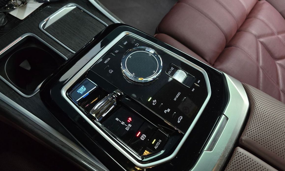 BMW i7 2023