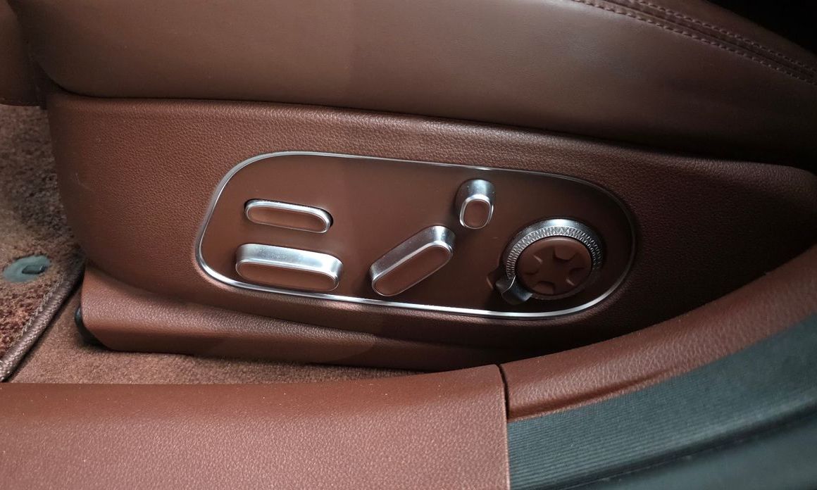 Genesis G90 2023