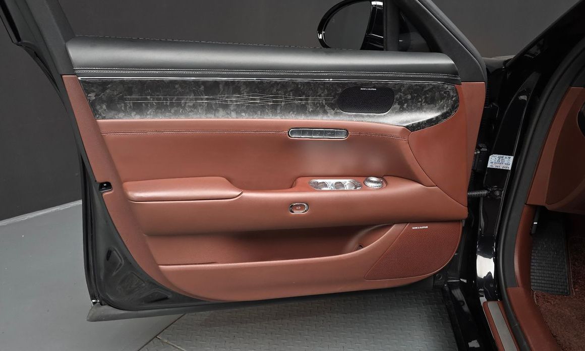 Genesis G90 2023