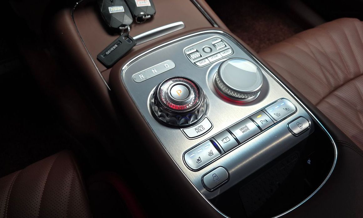 Genesis G90 2023