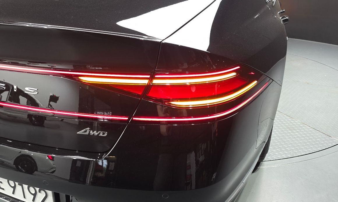 Genesis G90 2023