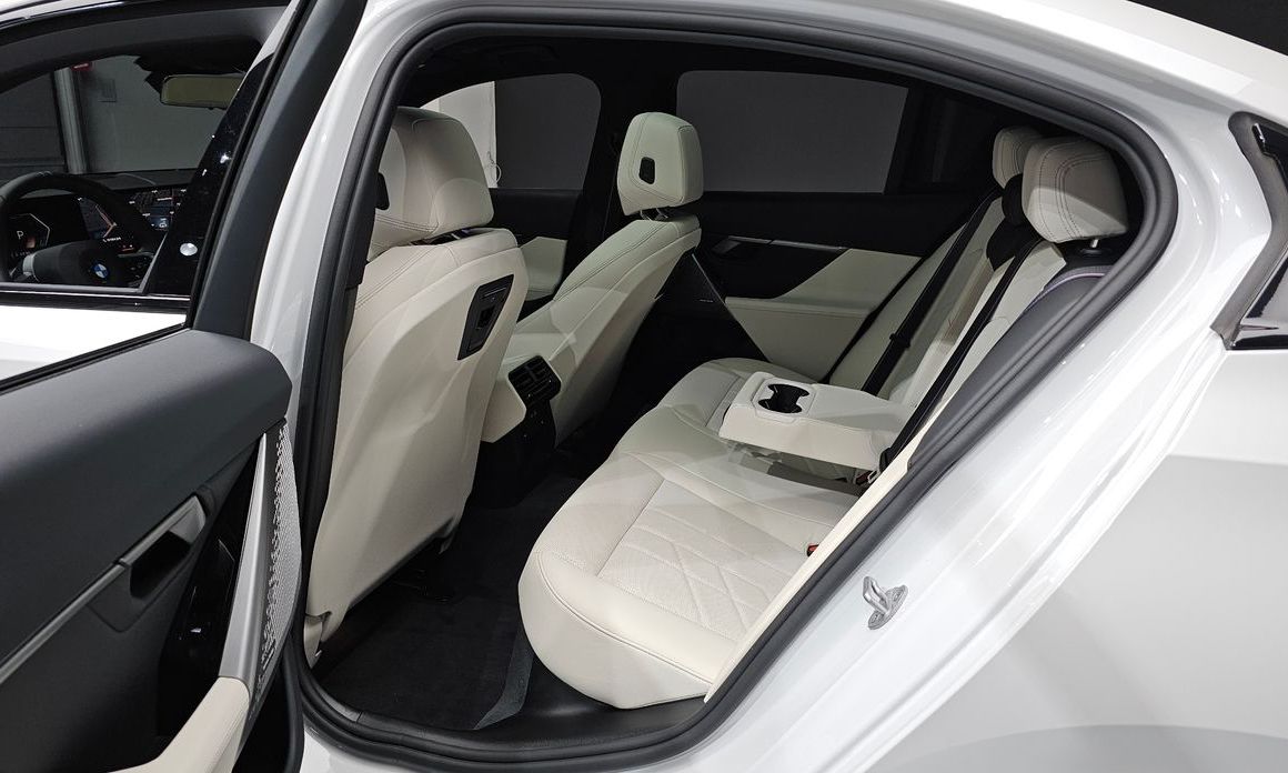 BMW 5-Series 2026