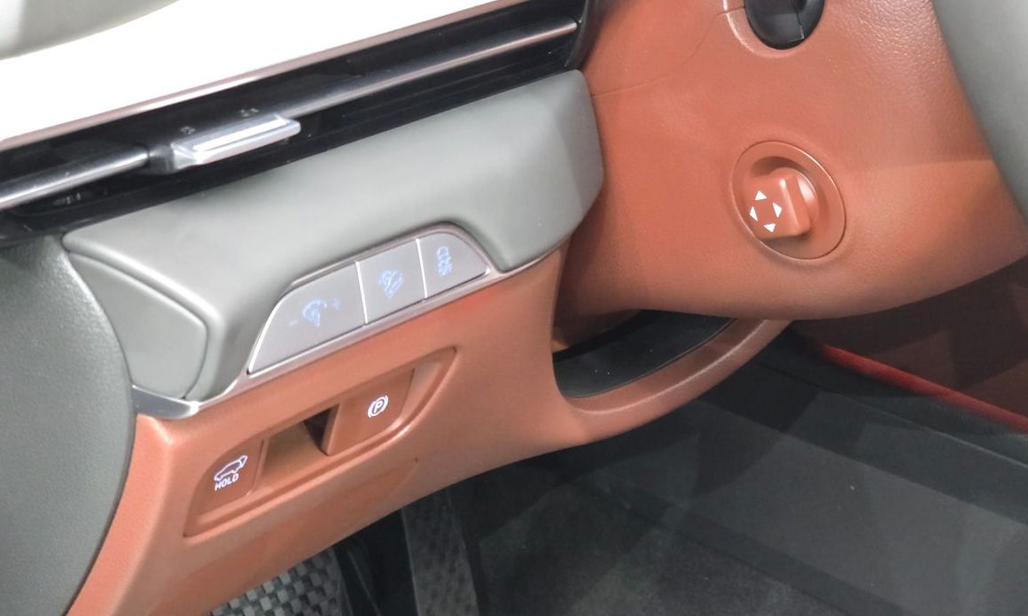 Genesis GV80 2025