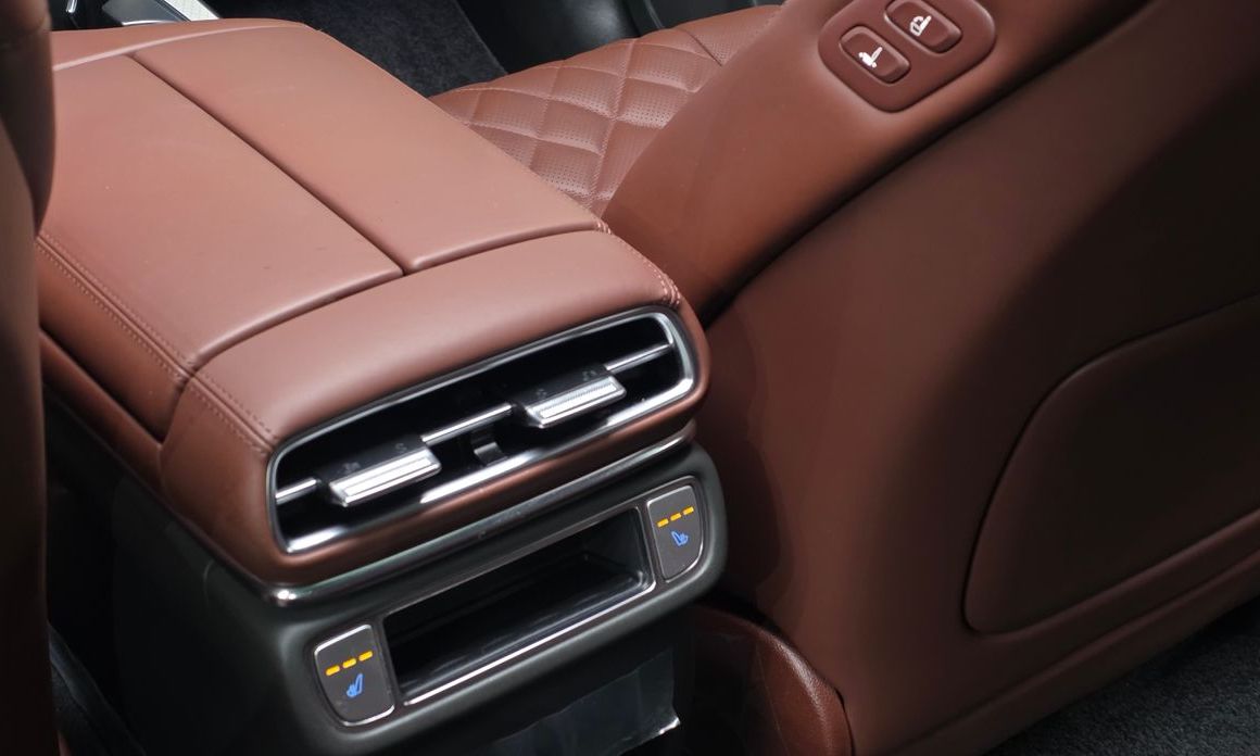 Genesis GV80 2025