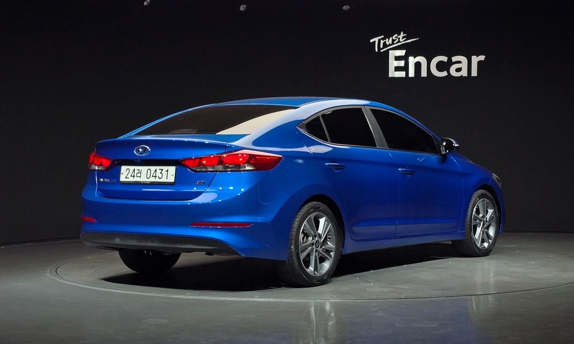Hyundai AVANTE 2017