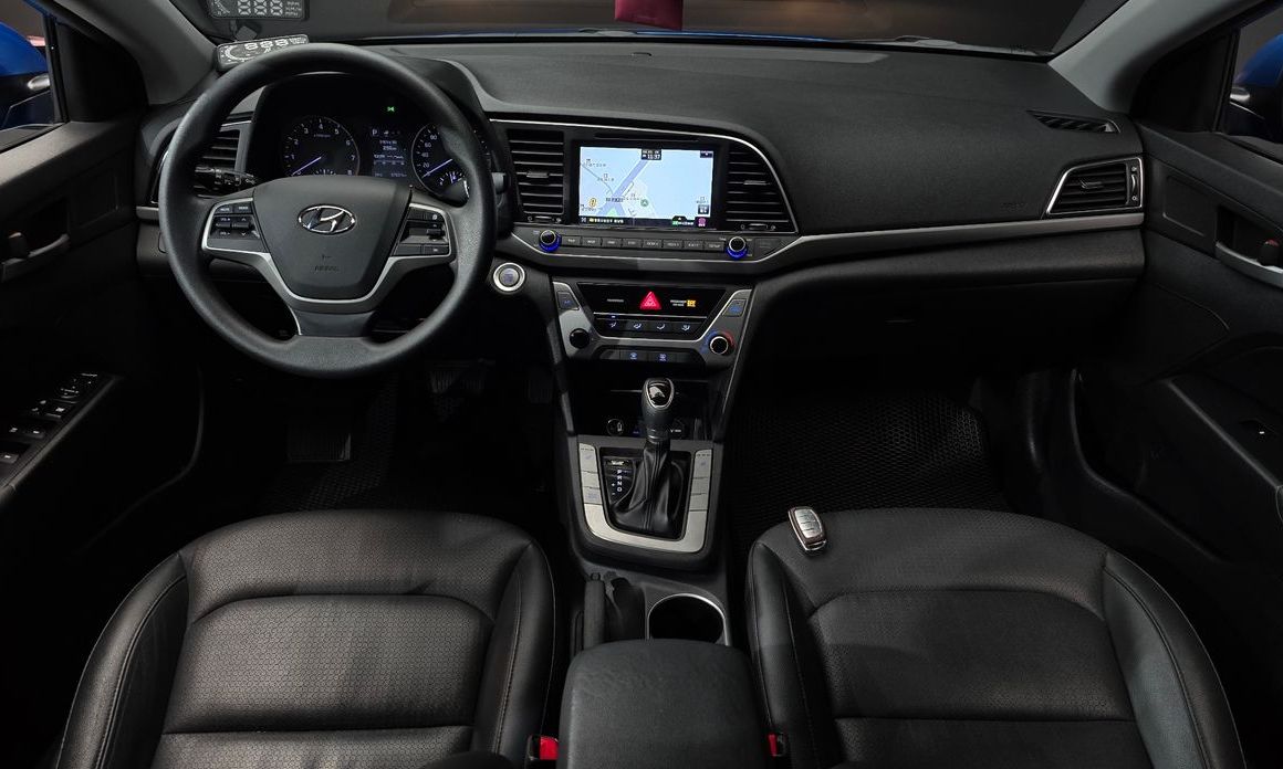 Hyundai AVANTE 2017