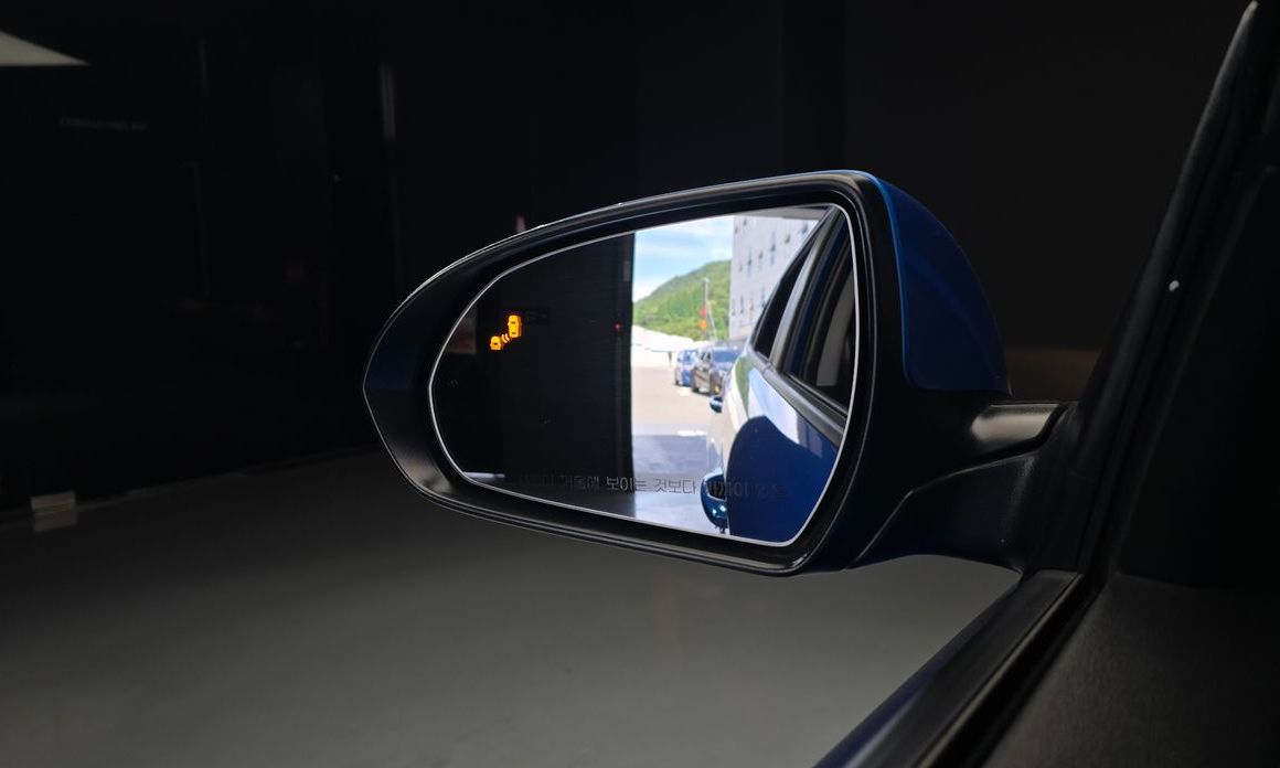 Hyundai AVANTE 2017