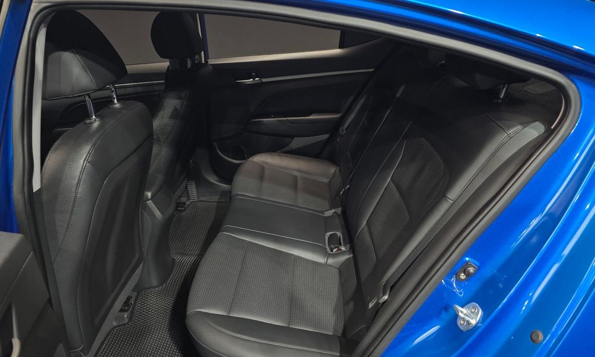 Hyundai AVANTE 2017