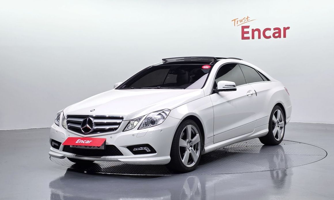 Mercedes-Benz E-Class 2011