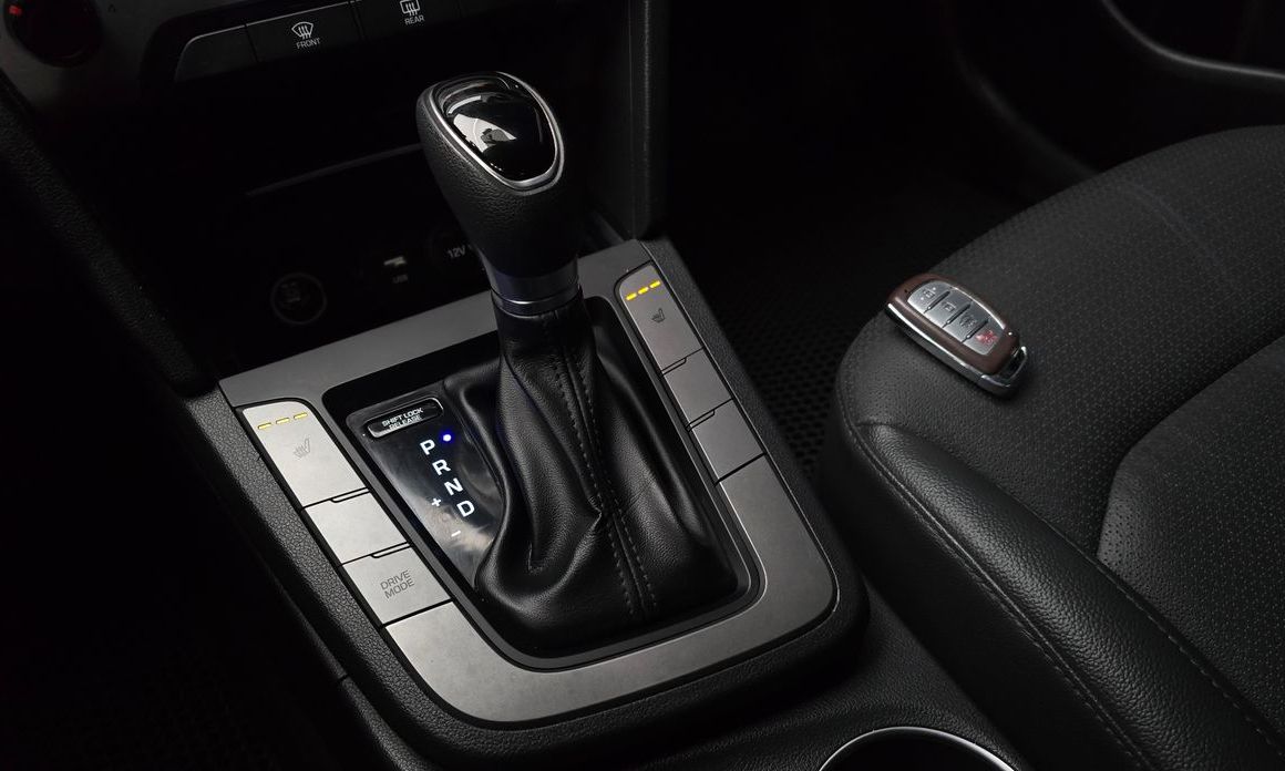 Hyundai AVANTE 2017