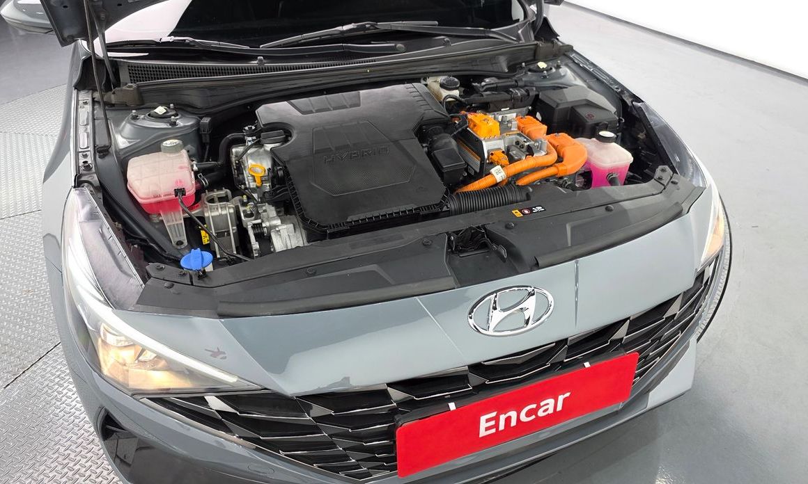 Hyundai AVANTE 2021