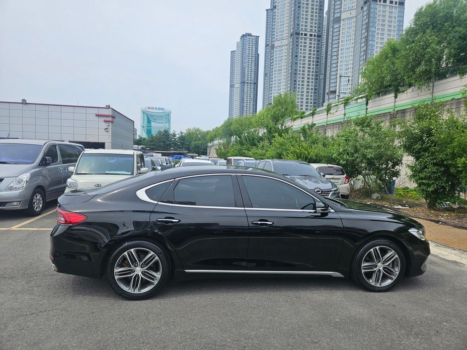 Hyundai Grandeur 2017
