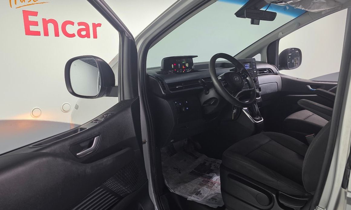 Hyundai Staria 2022