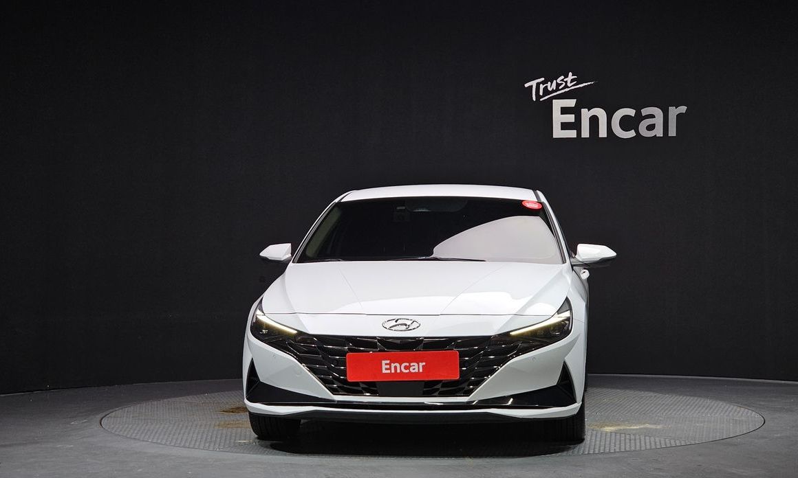 Hyundai AVANTE 2021