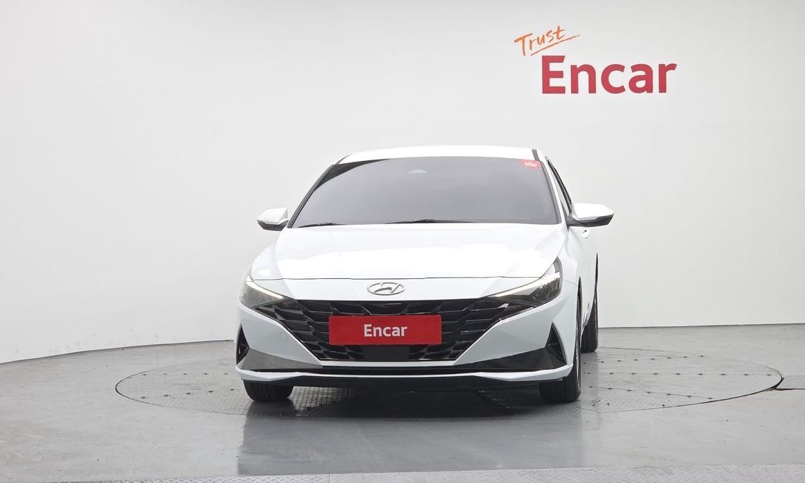 Hyundai AVANTE 2021