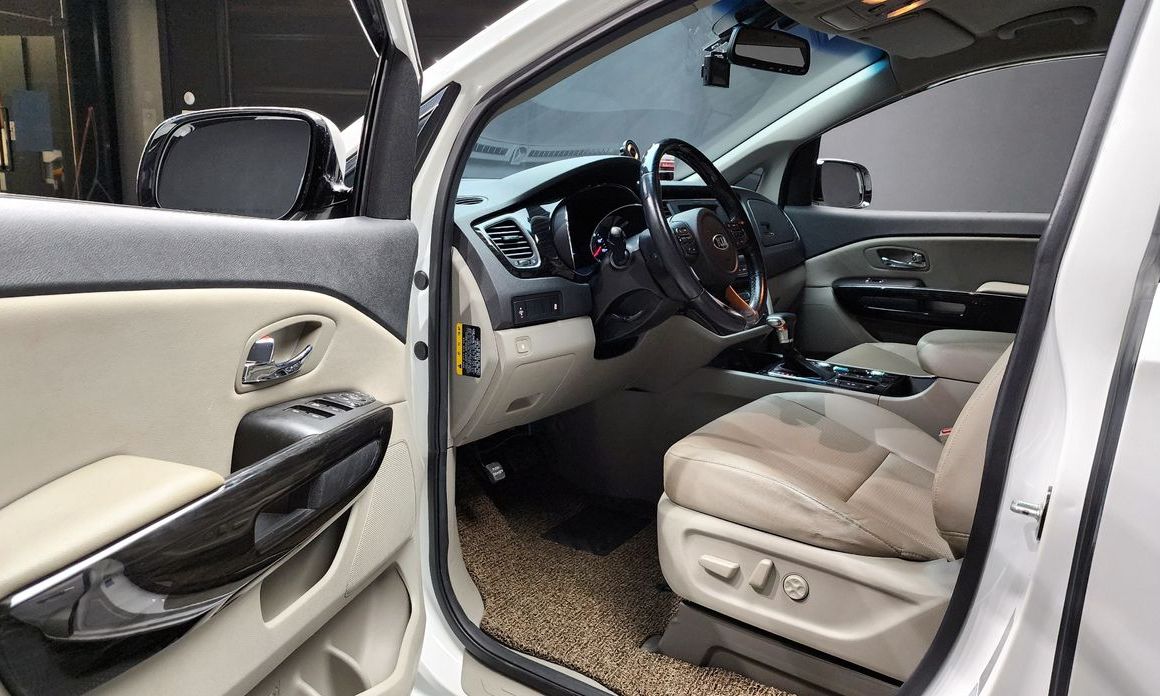 Kia Canival 2019