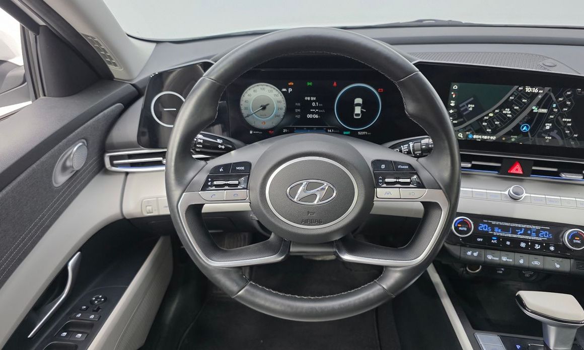 Hyundai AVANTE 2021