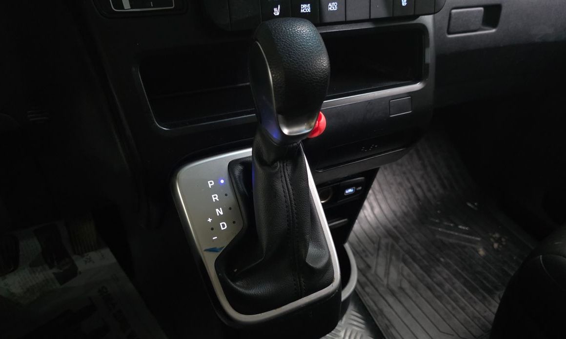 Hyundai Staria 2022