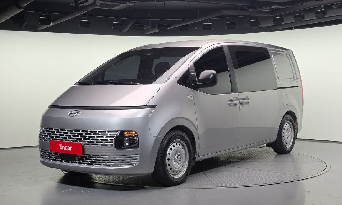Hyundai Staria 2022