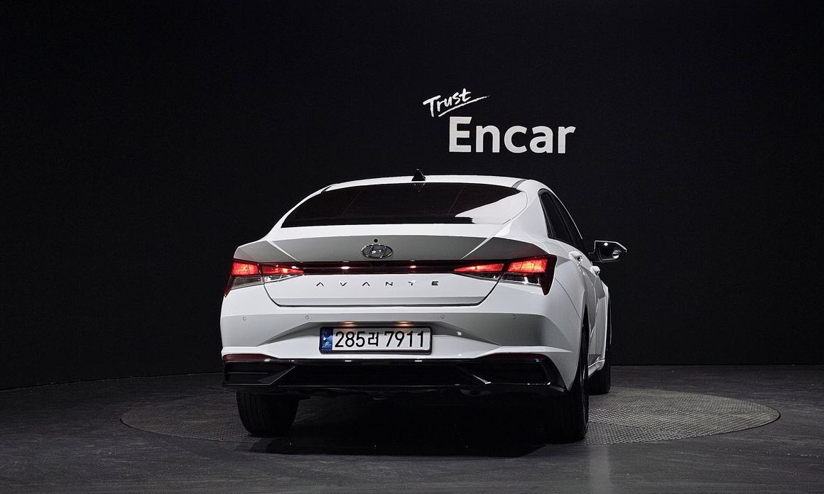 Hyundai AVANTE 2023