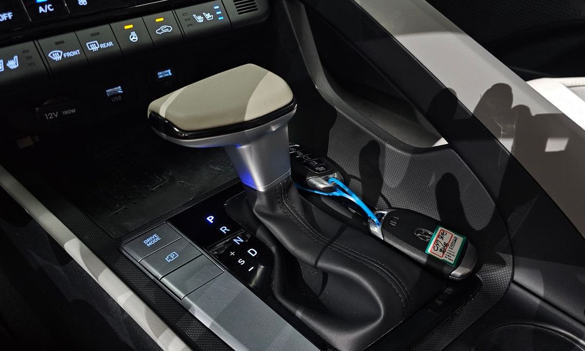 Hyundai AVANTE 2023