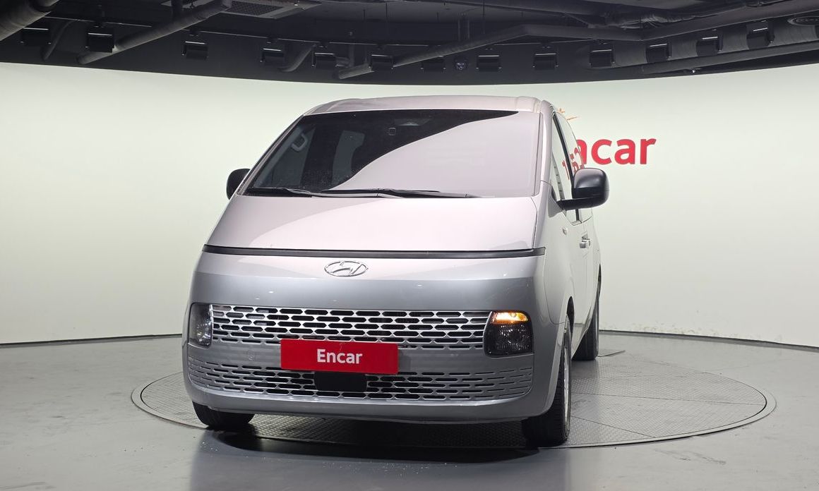 Hyundai Staria 2022