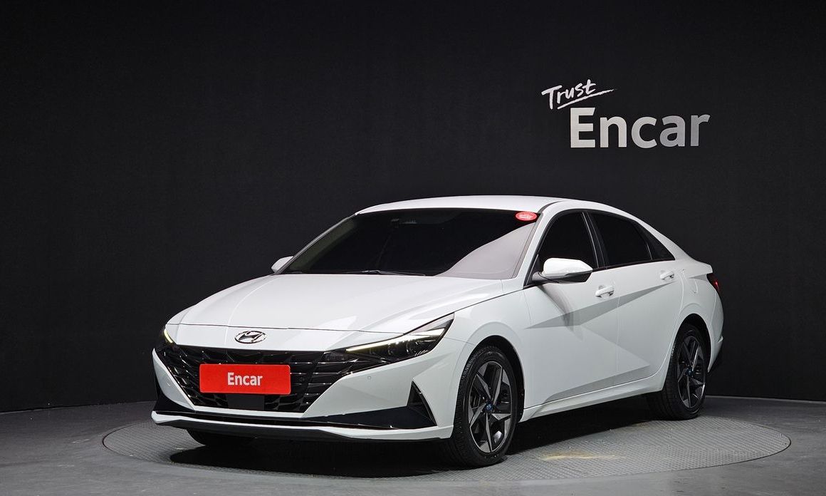 Hyundai AVANTE 2021