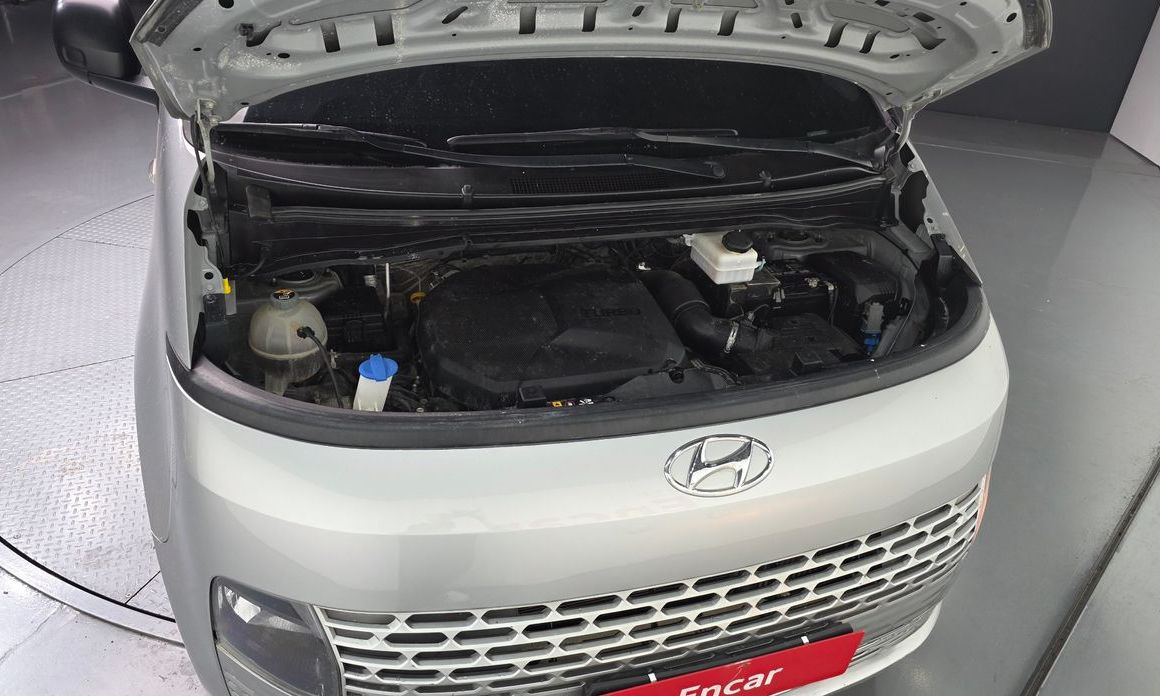 Hyundai Staria 2022