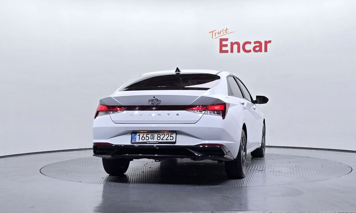Hyundai AVANTE 2023