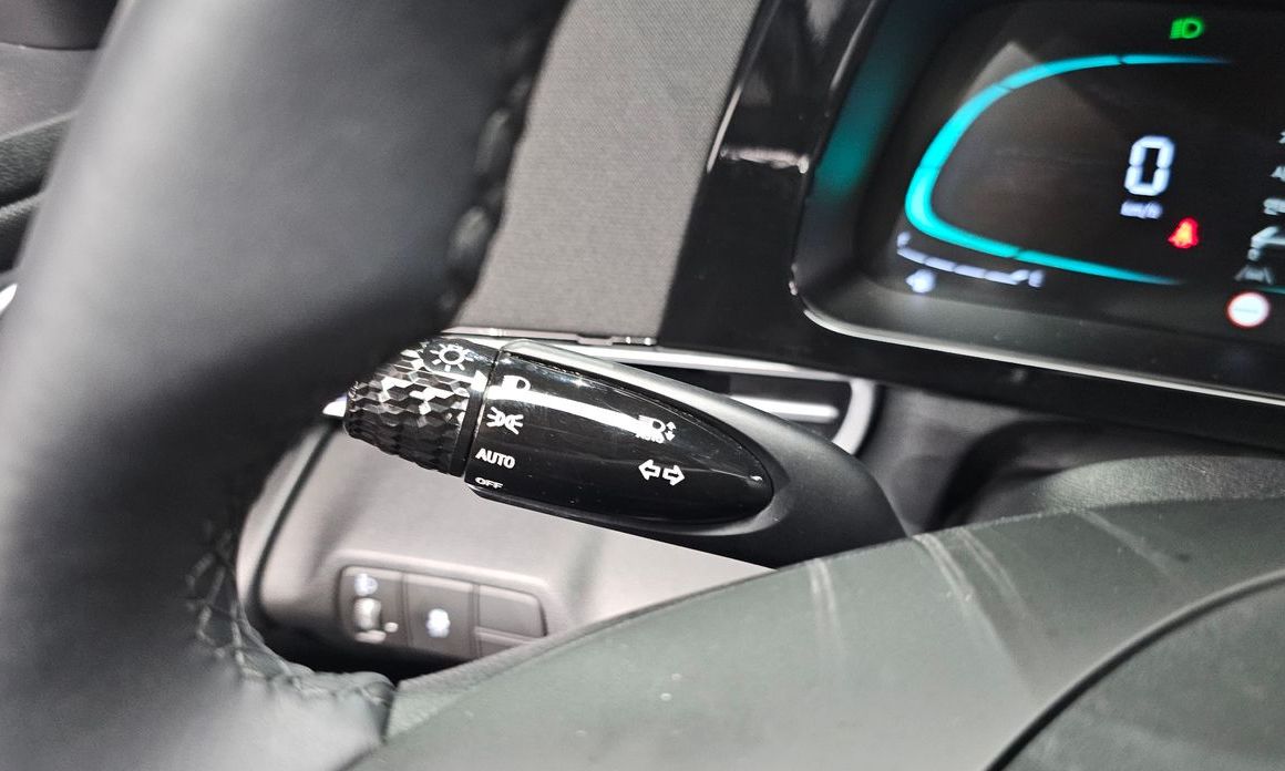 Hyundai AVANTE 2025
