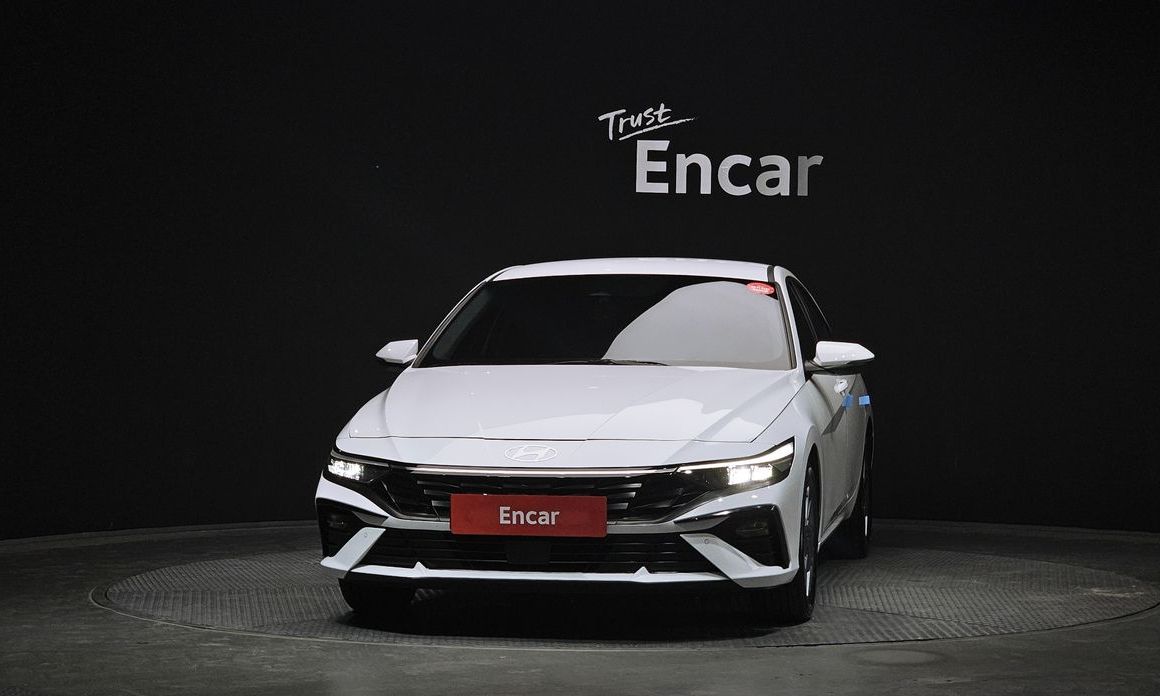 Hyundai AVANTE 2025