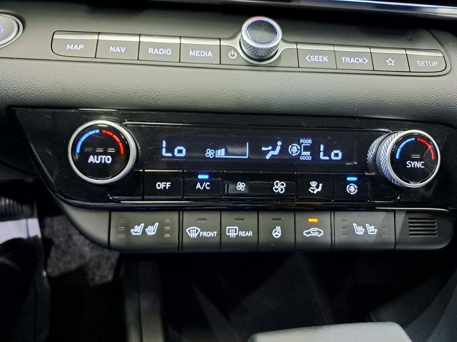 Hyundai AVANTE 2024