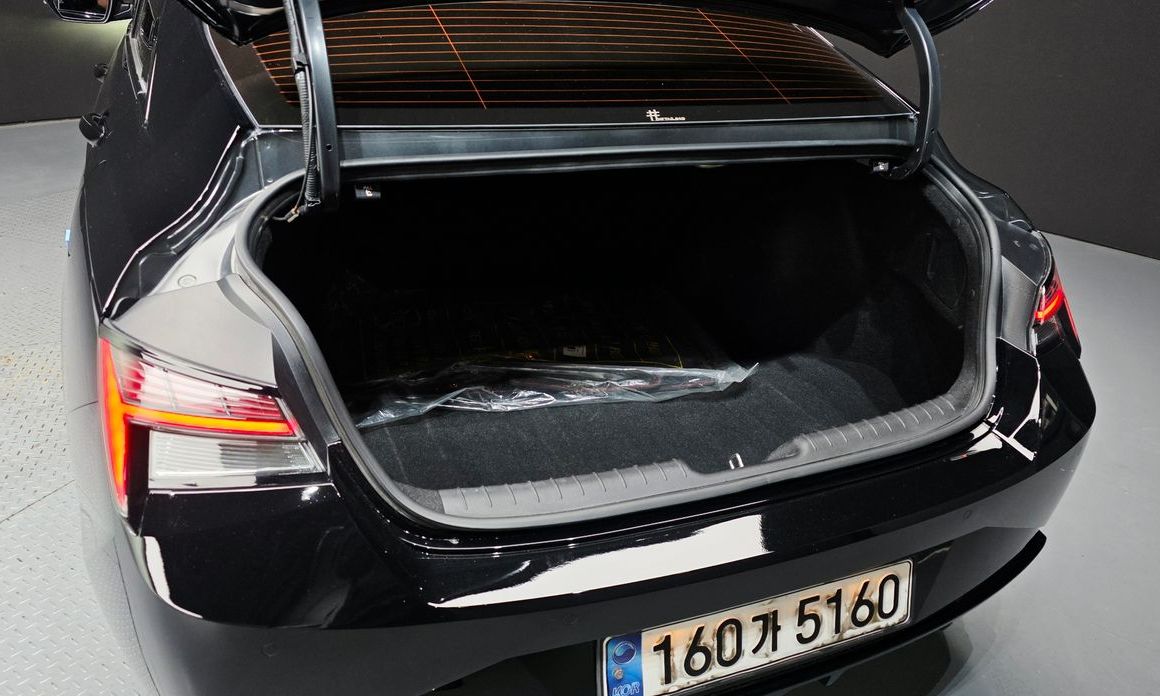 Hyundai AVANTE 2021