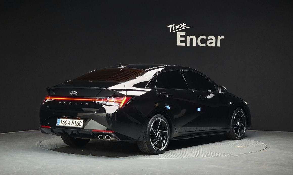 Hyundai AVANTE 2021