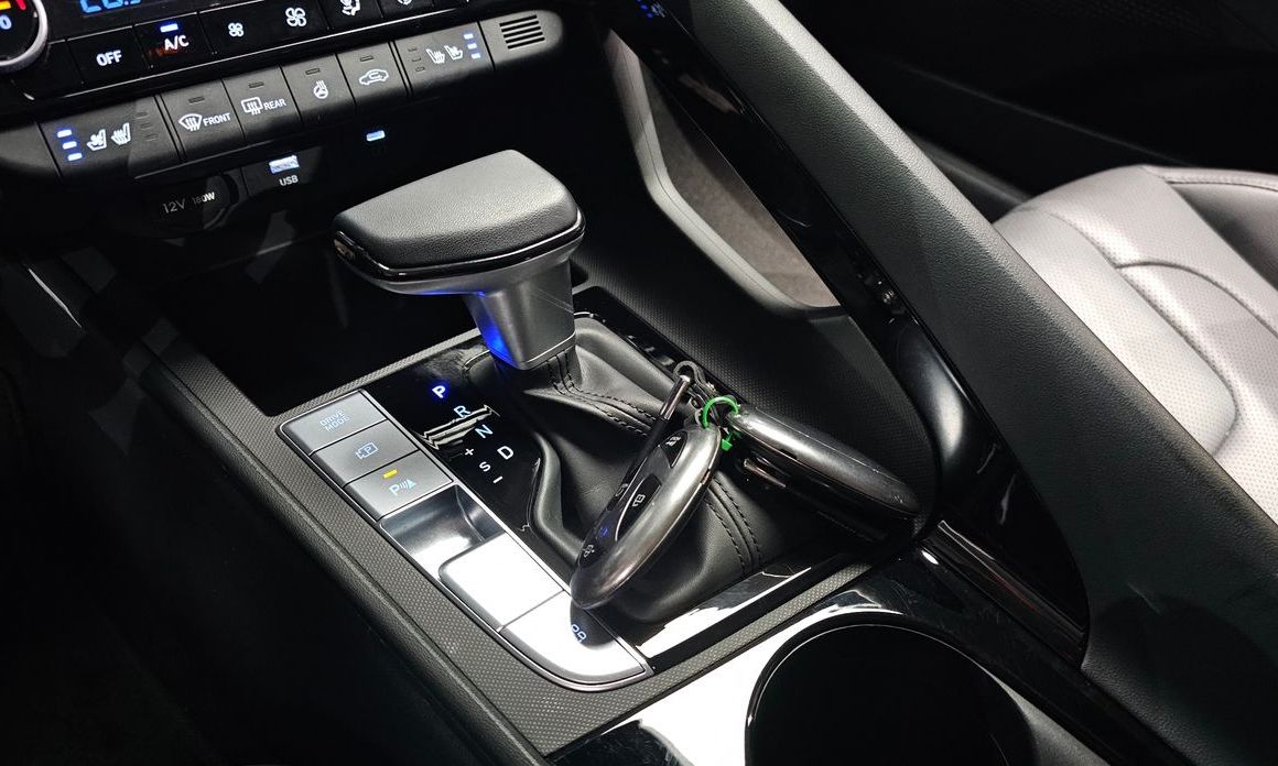 Hyundai AVANTE 2025