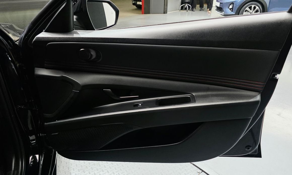 Hyundai AVANTE 2021