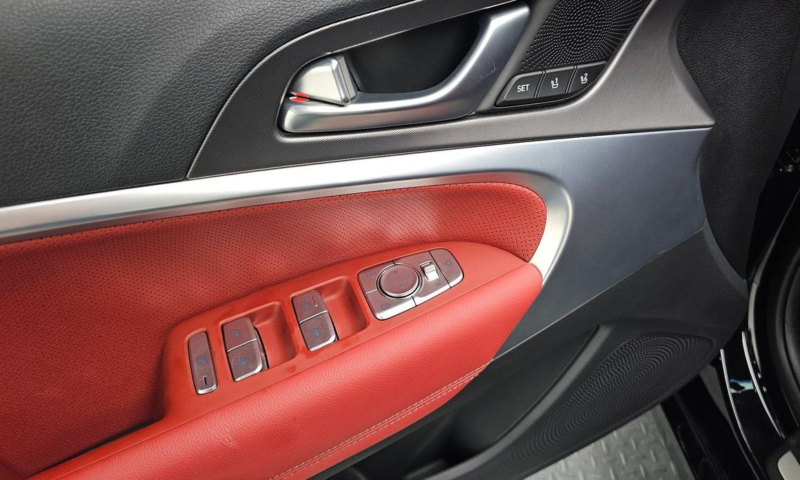 Genesis G70 2024