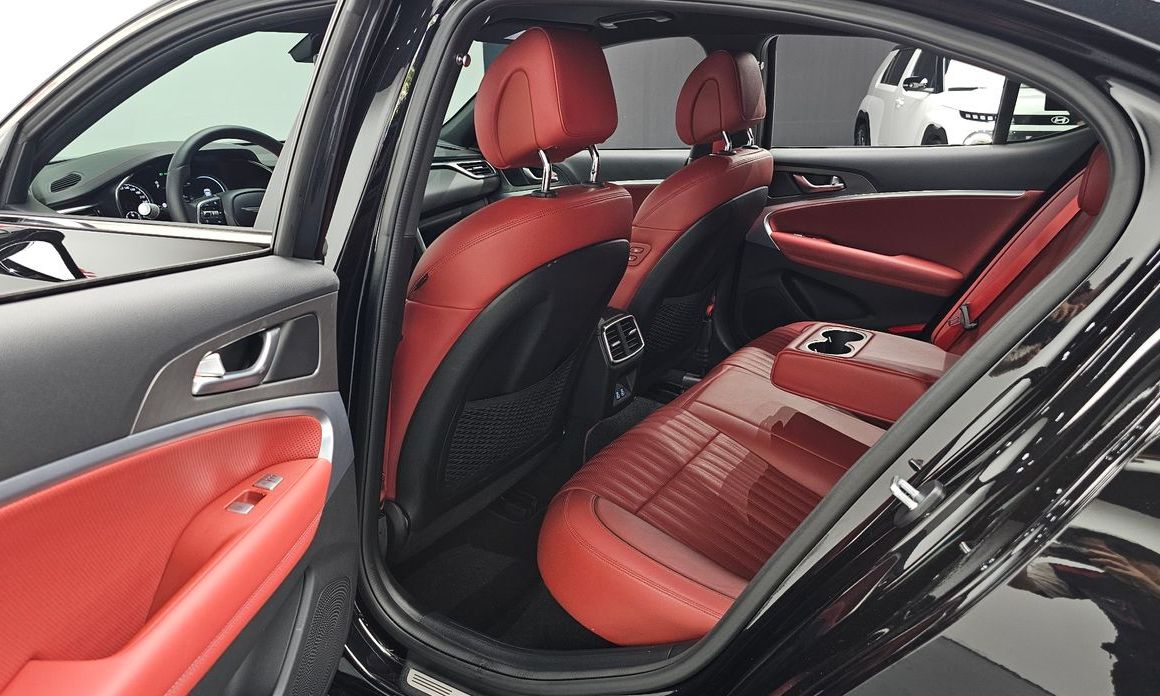 Genesis G70 2024