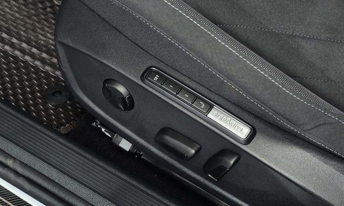 Volkswagen Golf 2024