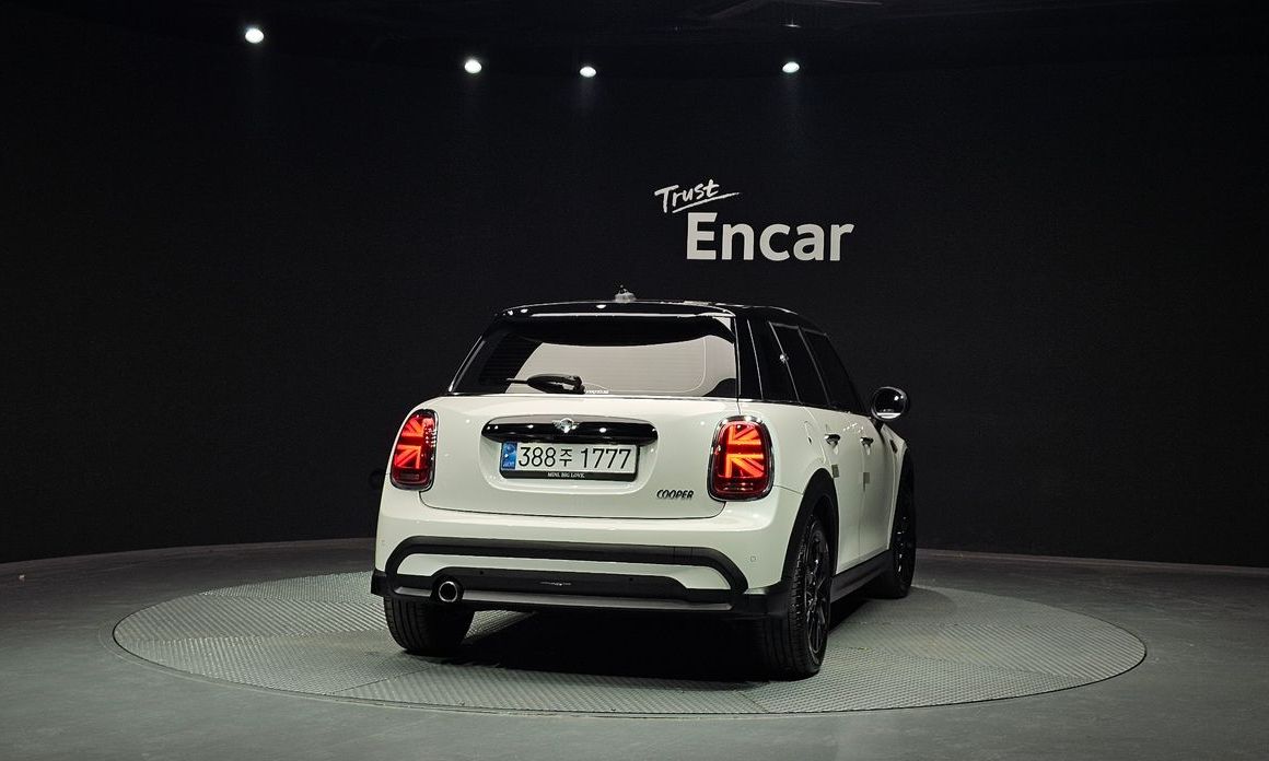 Mini Cooper 2024