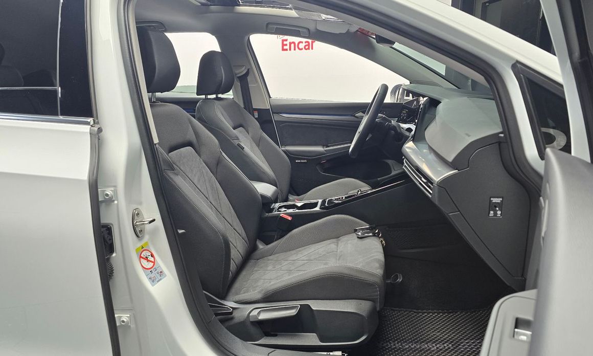 Volkswagen Golf 2024