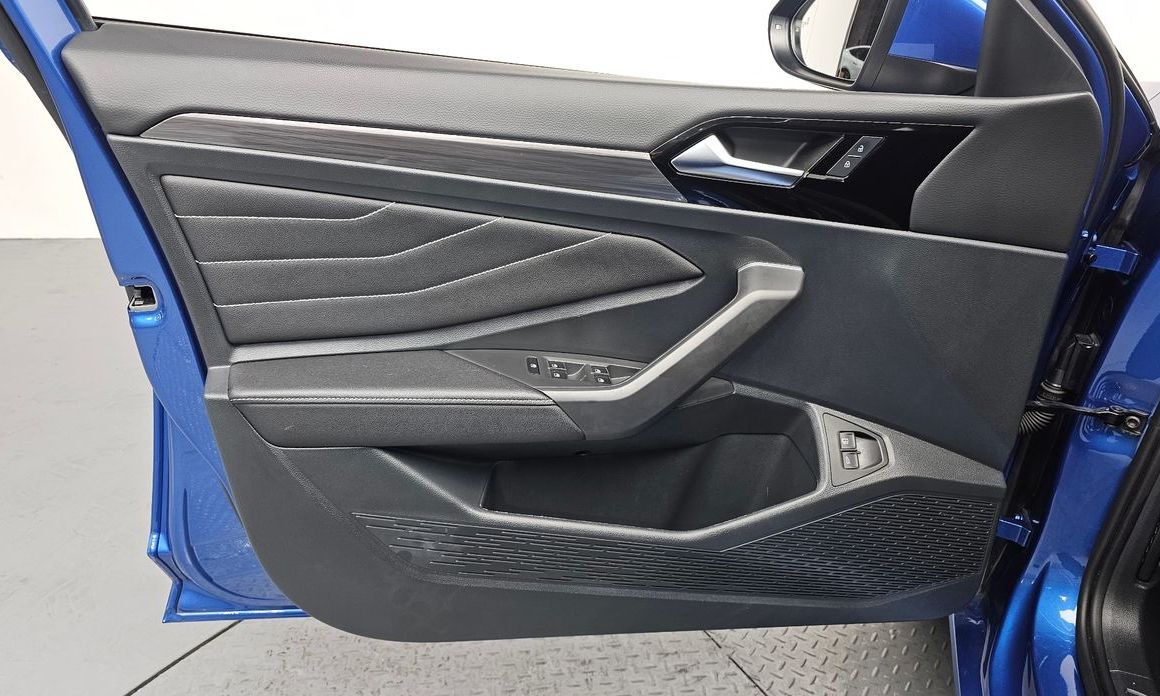 Volkswagen Jetta 2023
