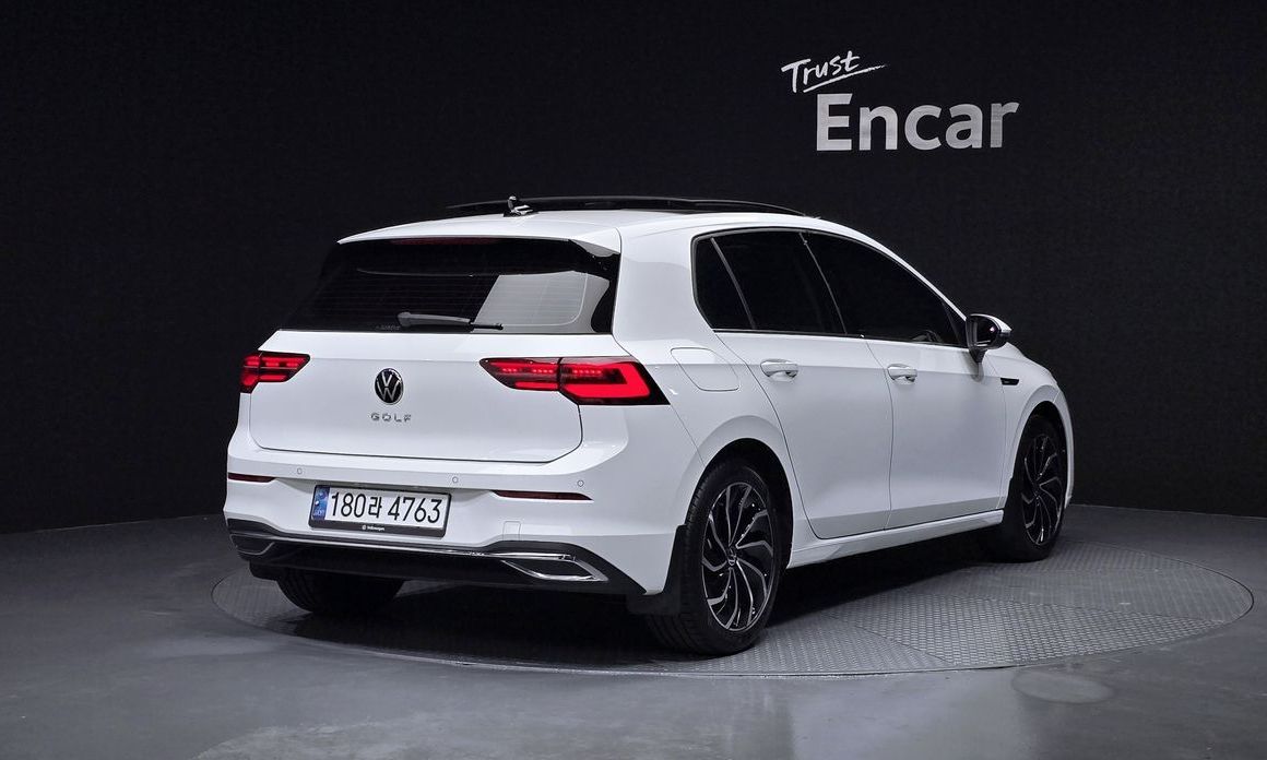 Volkswagen Golf 2024