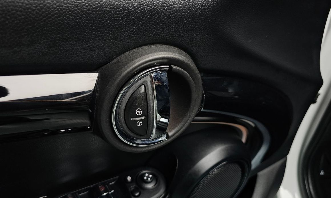 Mini Cooper 2024