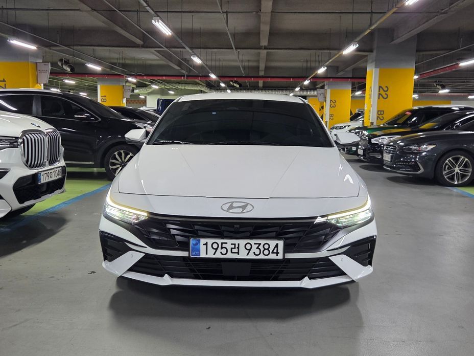 Hyundai AVANTE 2024