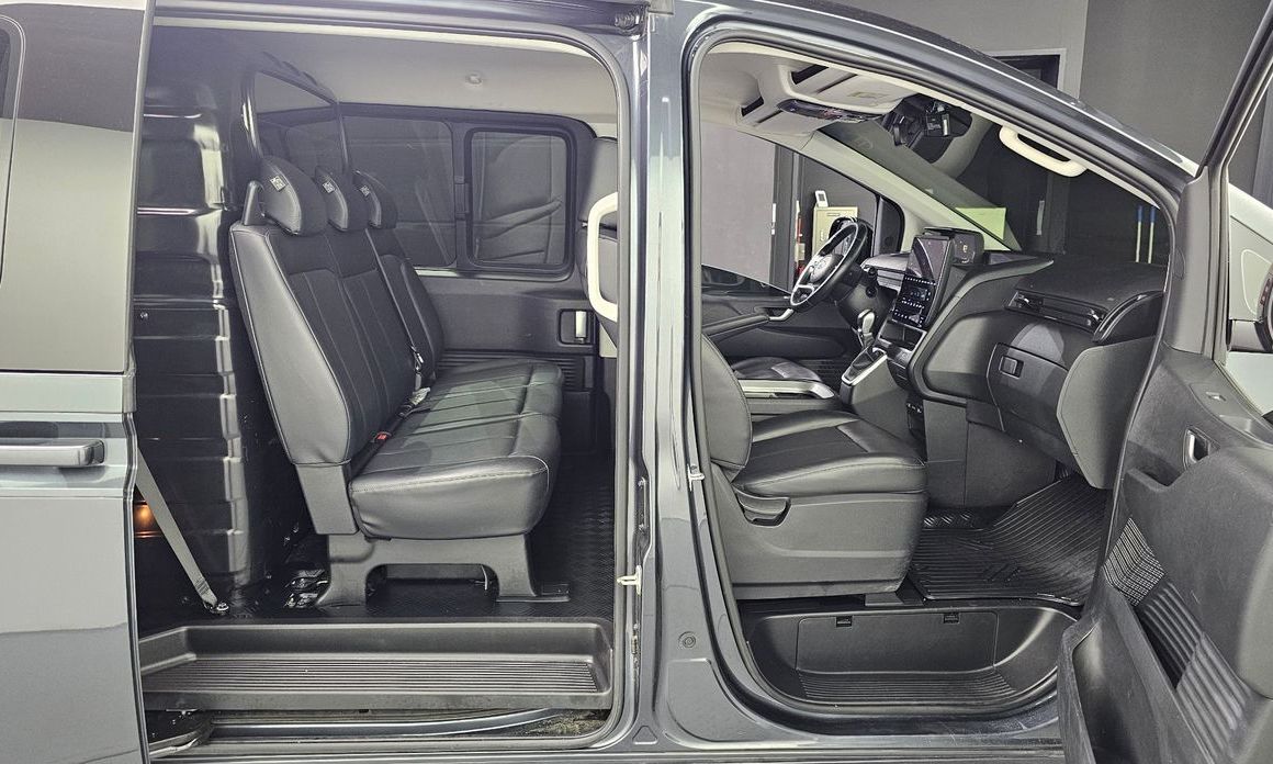 Hyundai Staria 2023