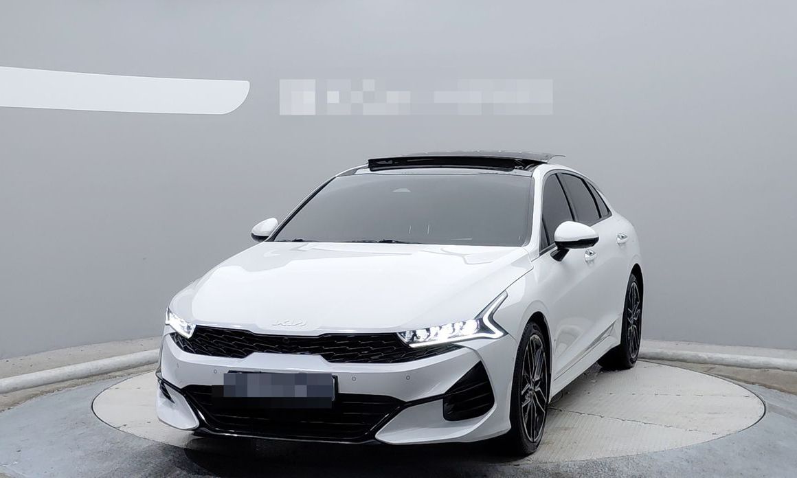 Kia K5 2023