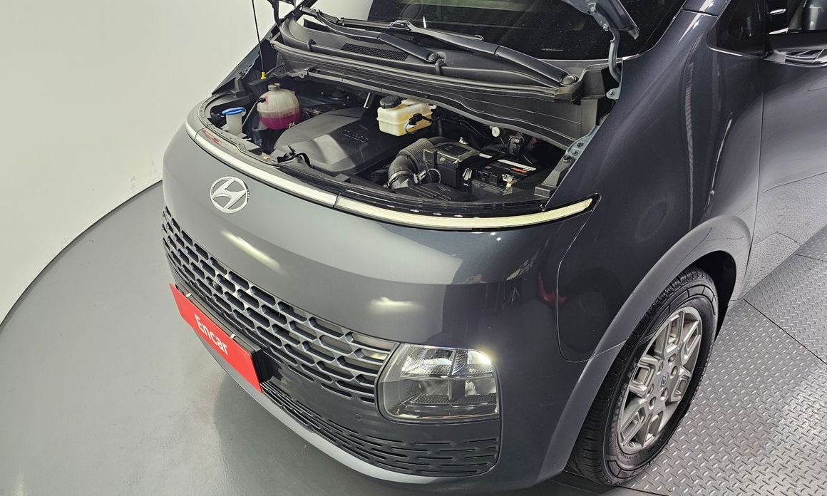 Hyundai Staria 2023