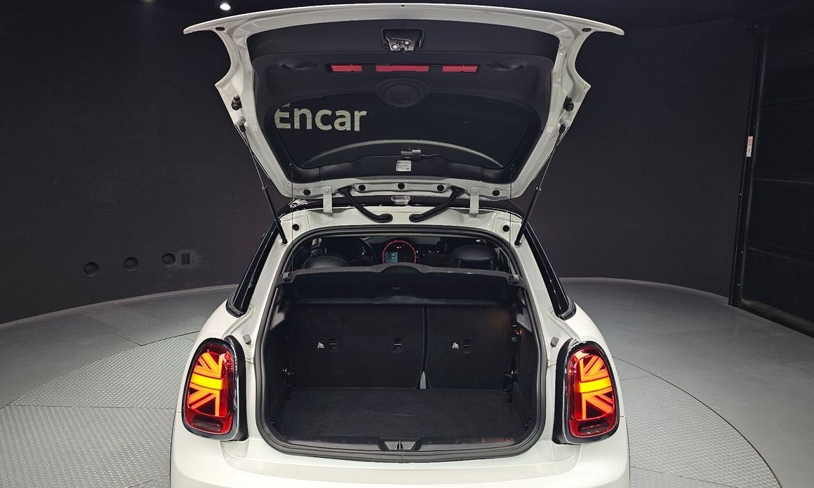 Mini Cooper 2024